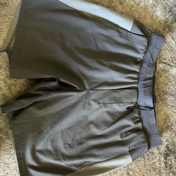 Medium lululemon pair of 3